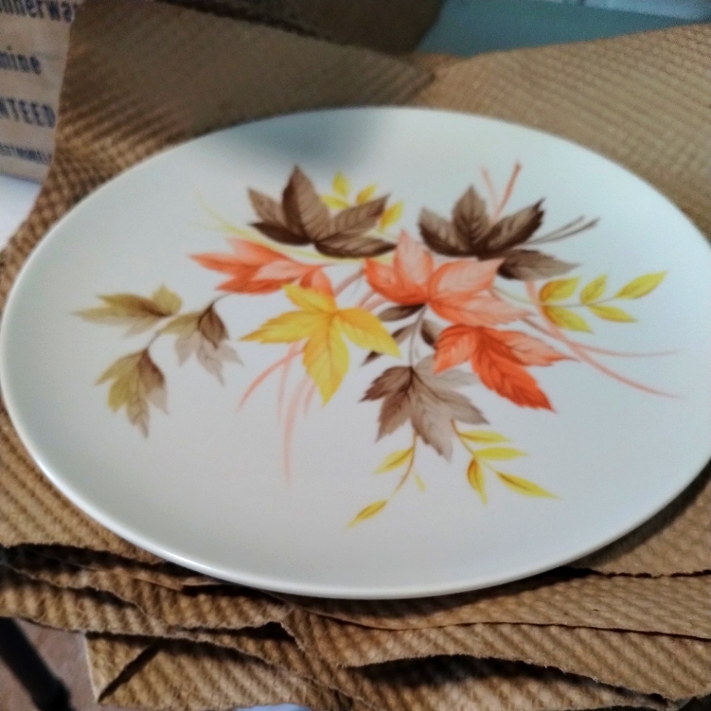 Park Avenue Quality Dinnerware.